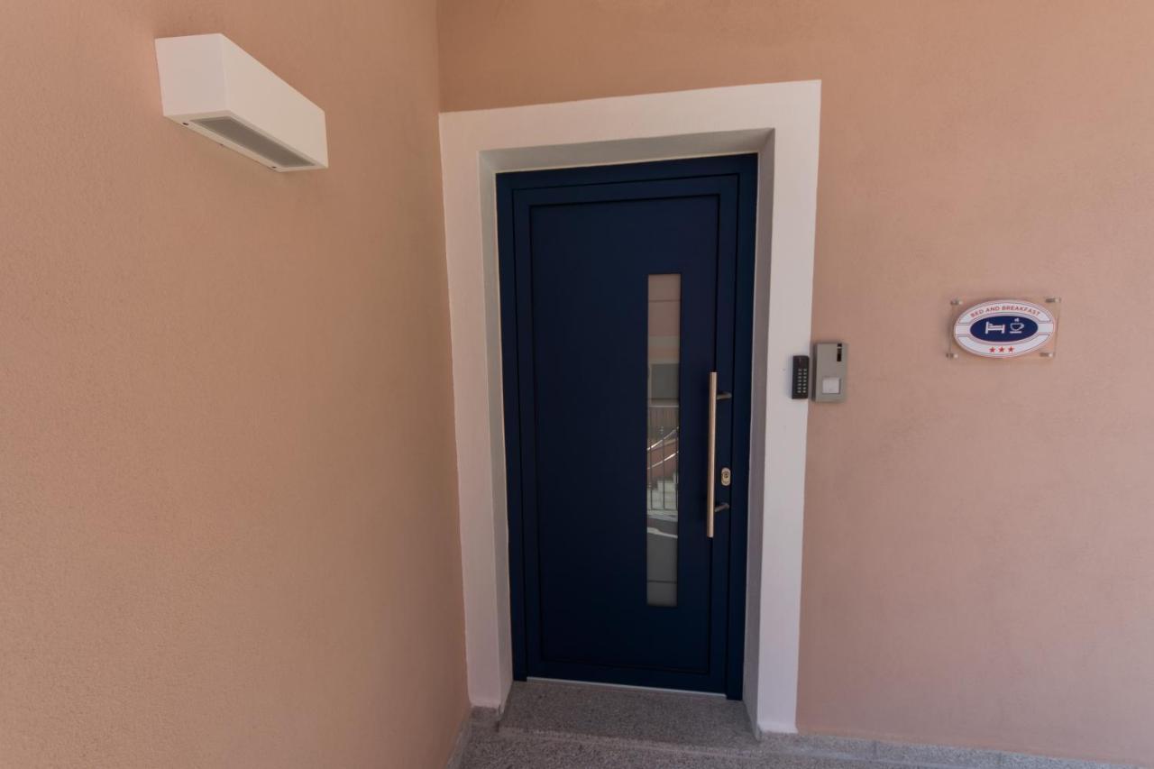 Controvento Bed and Breakfast Λα Μανταλένα Εξωτερικό φωτογραφία